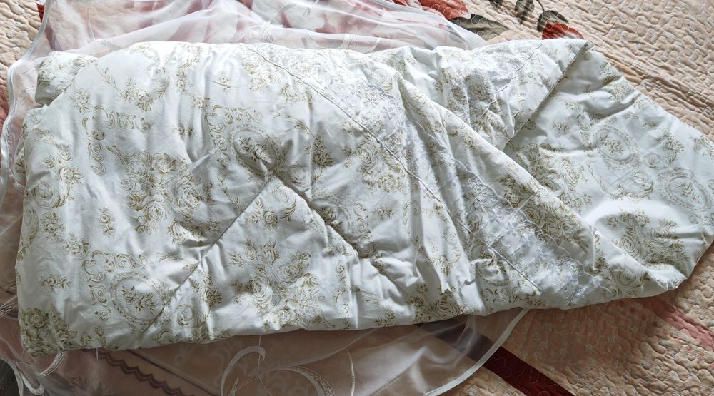 Продам детский конверт на выписку