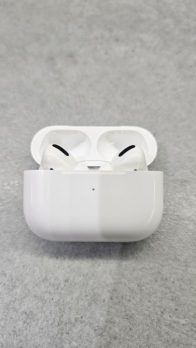 Оригинални Apple AirPods Pro 1 – пълен комплект + калъф