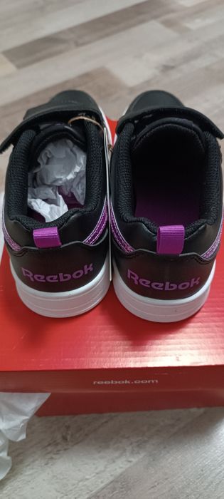 Reebok EU33,кожа, за момиче