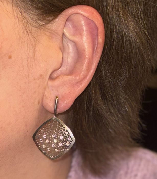 Серьги из серебра и фианитов