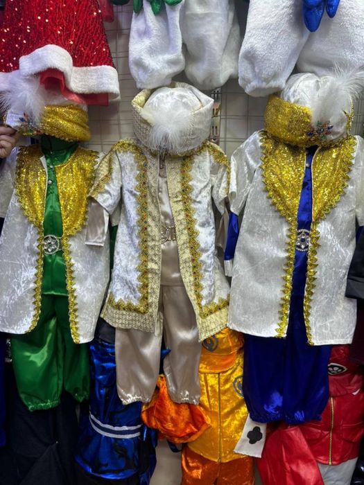 Прокат костюмов