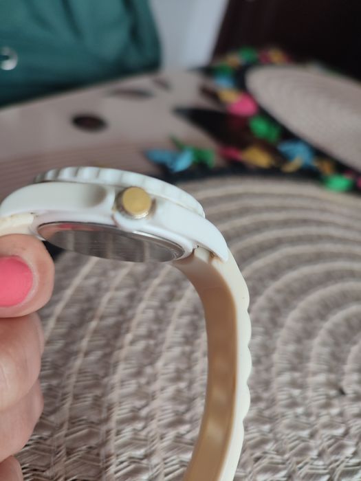 Ceas  dama stare buna!