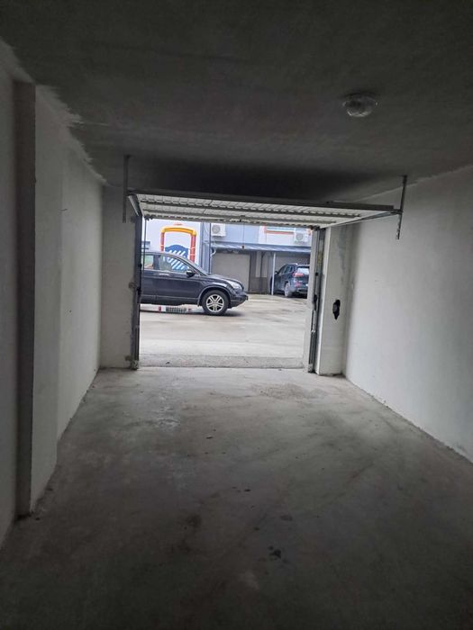 гараж под наем 70 evro