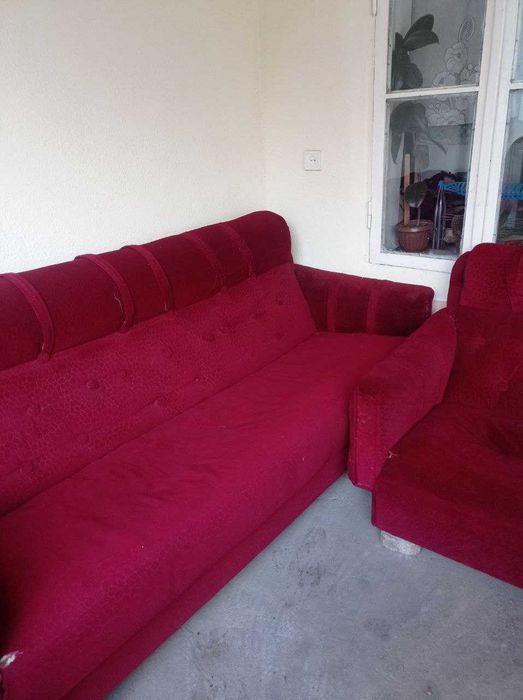 divan i kreslo sotiladi