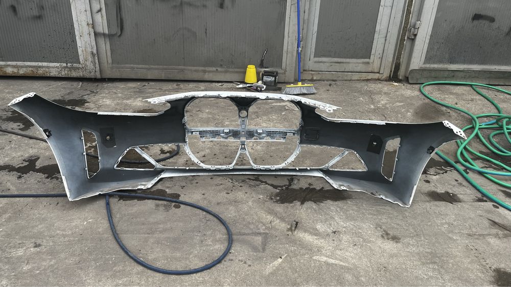 Предна броня BMW i4 G26 2021- 2бр
