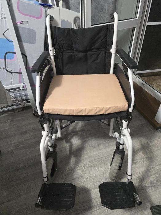 Инвалидная коляска