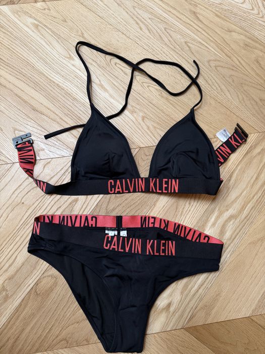 Costum de baie Calvin Klein