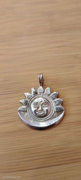 Сребърен медальон 925 „Слънце“ – 6,48 г