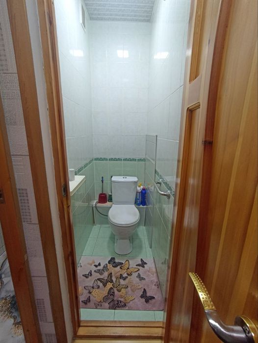 Продается двухкомнатная квартира на массиве Куйлюк центр