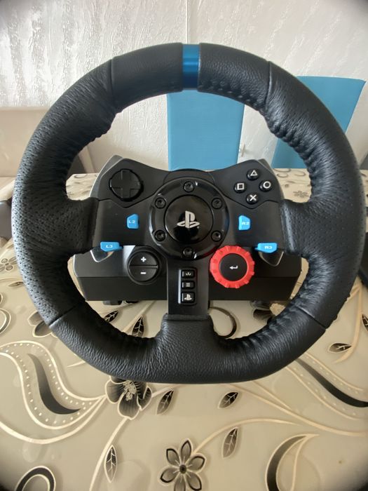 Волана е във много добро състояние и е използван много малко време