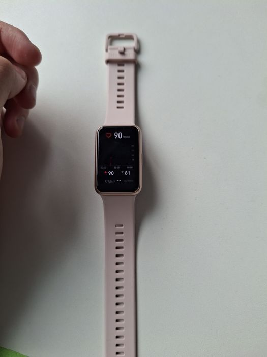 Часы Huawei Watch Fit