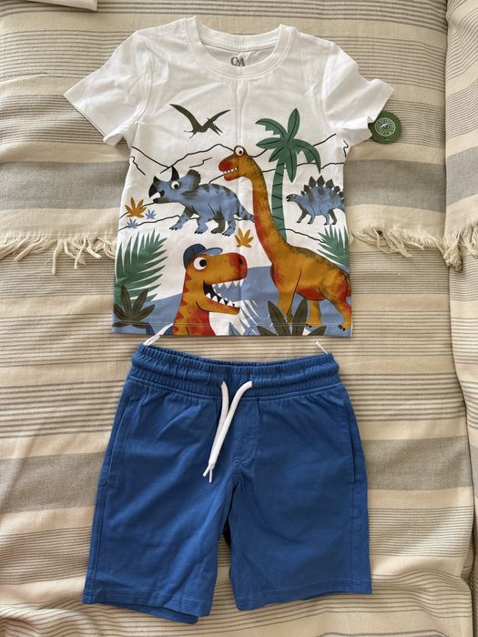 Продается костюм для мальчика 4 года