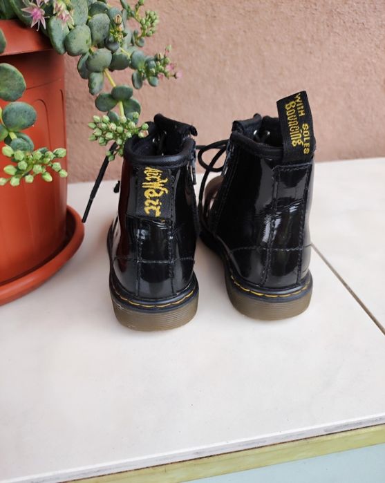 D-r Martense, детски кубинки, размер 25-26