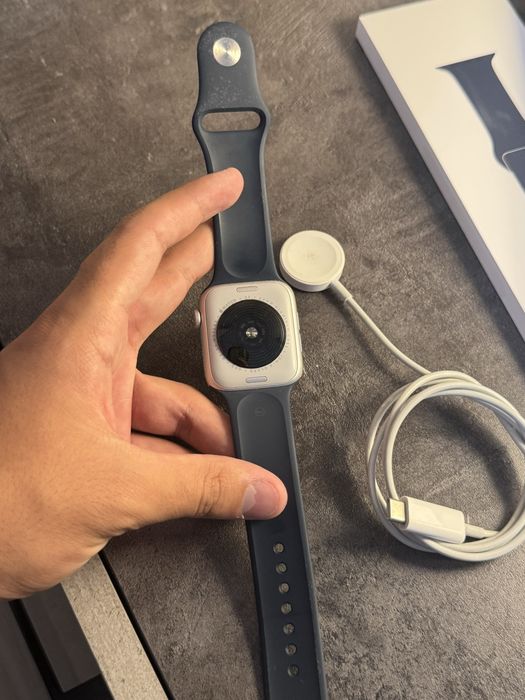 Apple Watch SE2 44mm