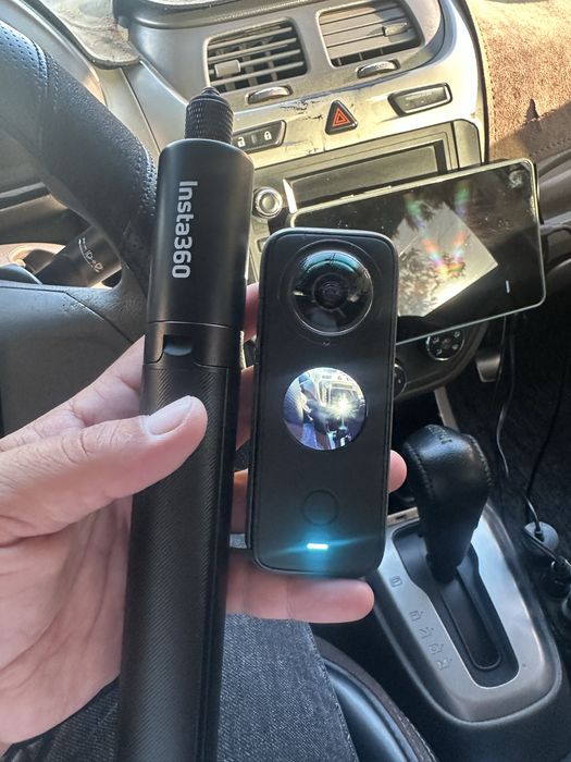 Продам insta 360 one X2 в отличном состояний