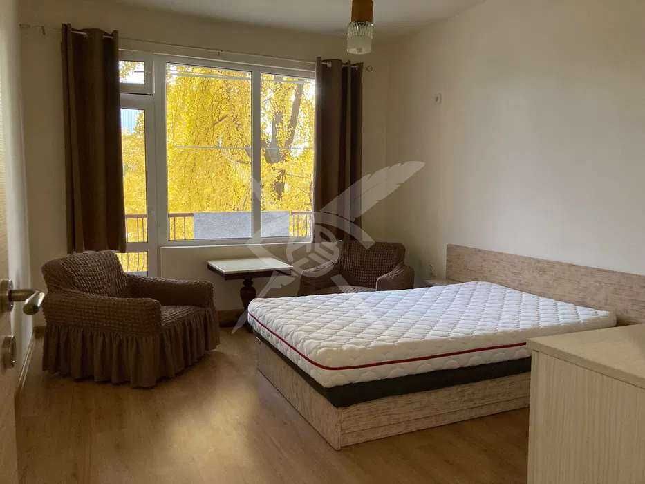 Тристаен апартамент - кв. Гагарин - 11400731