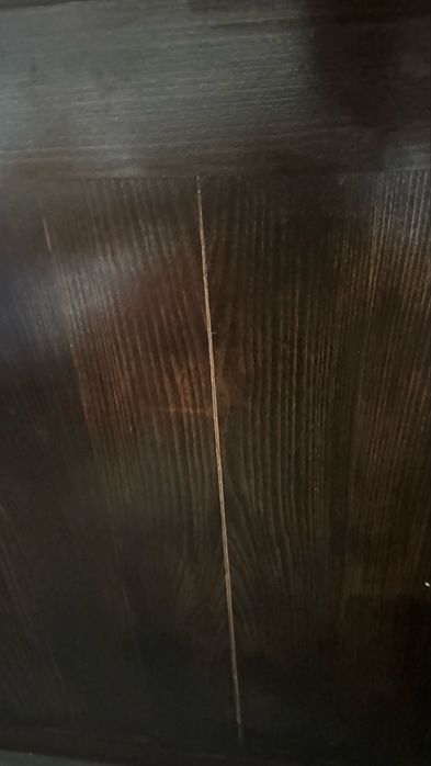 O masa mare si una mica, lemn masiv