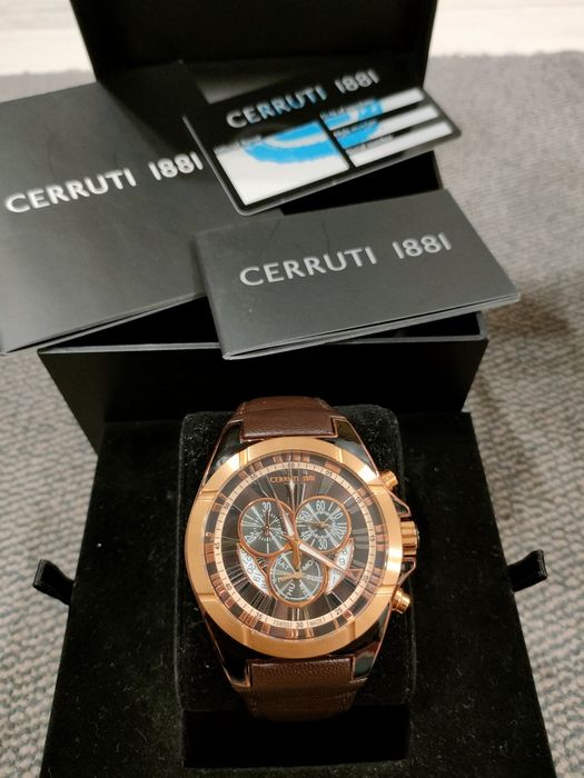 Продам часы CERRUTI 1881