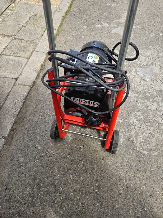 машина за почистване на канали RIDGID K400