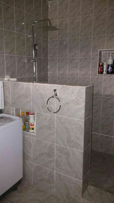 Продаю  дом в Бектемирском районе( ориентир- Фут-сити). 3.  8 сотокк