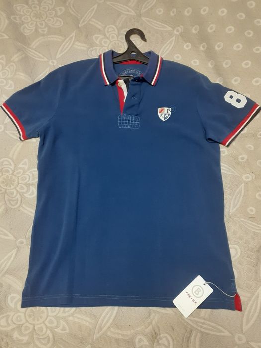 Продам  футболку