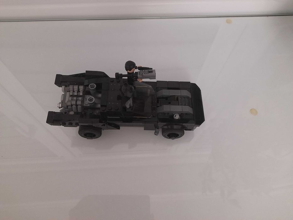 Лего Батман преследване с Пингвина 76181