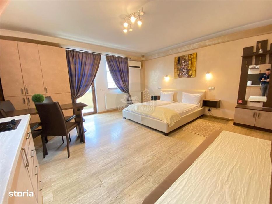 Hotel 4 studiouri 4 camere duble parcare zona Centrala