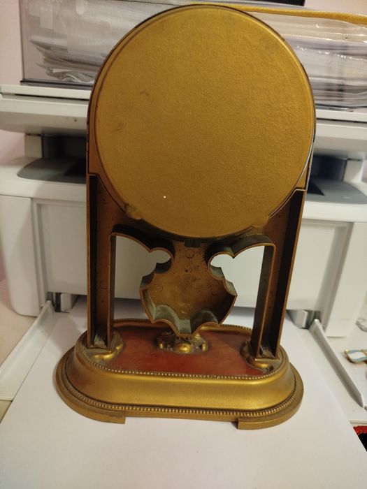 Продам часы Янтарь