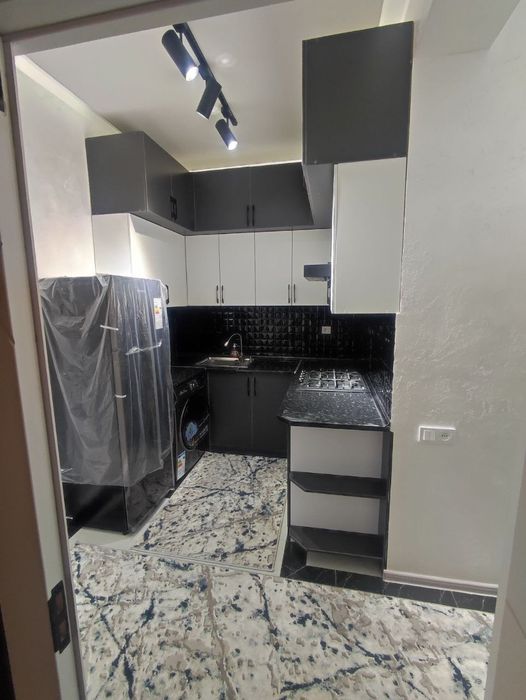 Samarqand shaxrida joylashgan 3 xonali uy sotiladi