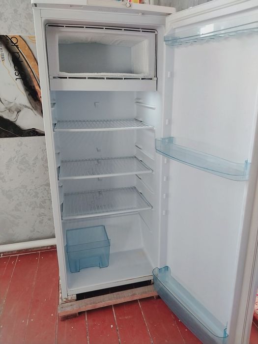 Muzlatkich va gaz plita ikkalasi