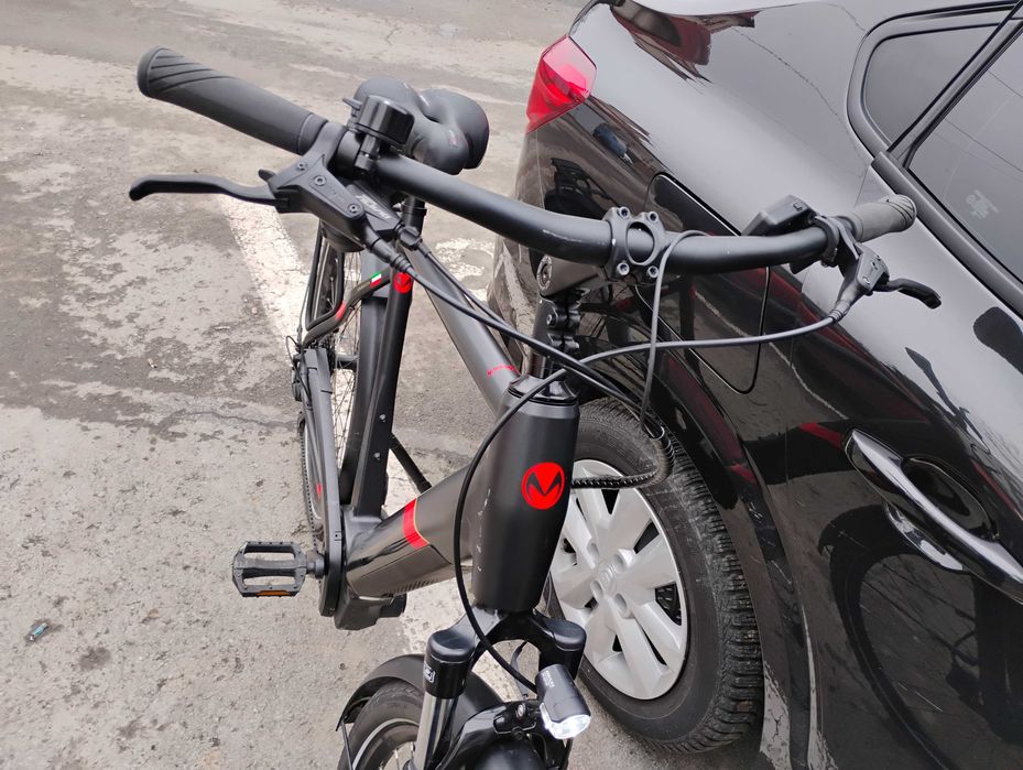 Bicicleta electrica Trekking Malaguti 2024* BOSCH Smart