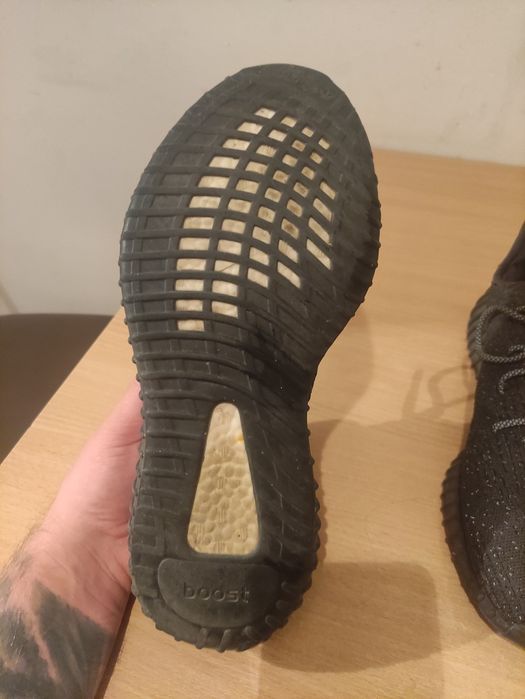 Adidași Yeezy boost