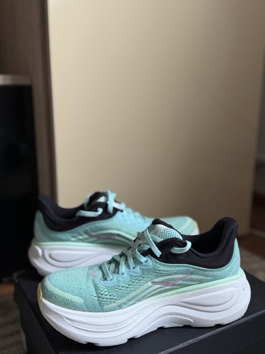 Adidași Hoka Bondi 9