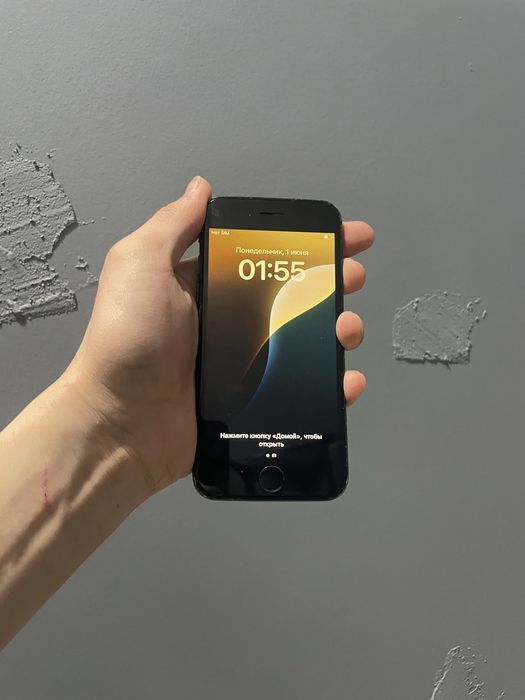 Iphone se 64gb продам