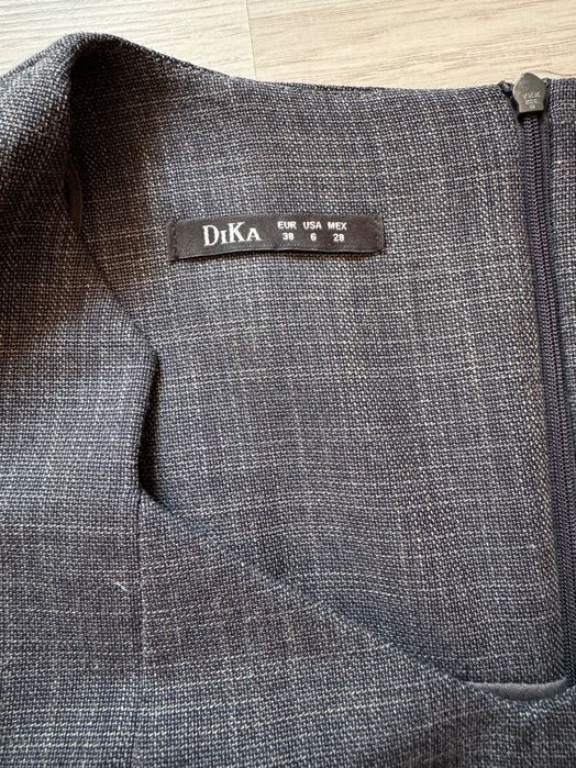 Елегантна рокля DIKA