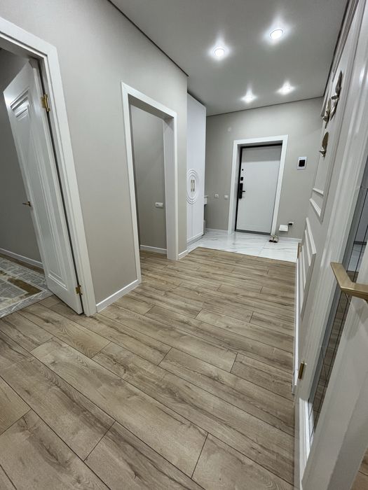 Продам 4 ком квартиру 145 кв м