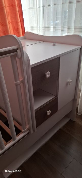 Детско легло- люлка с повивалник
