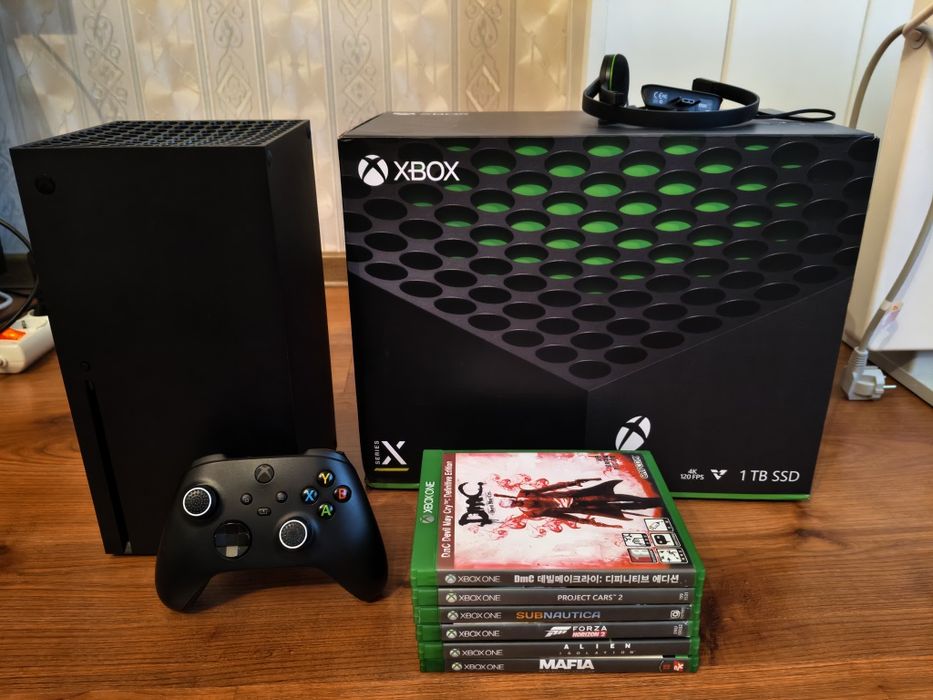 Xbox series x 1tb в идеальном состоянии