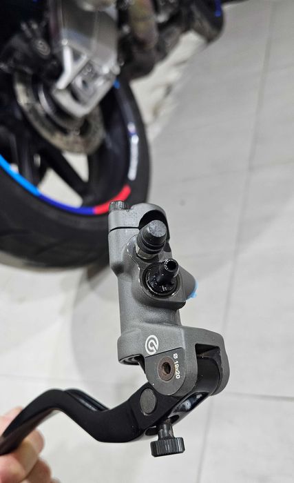 Brembo помпа 19x20