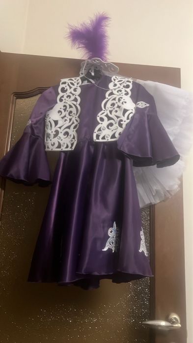 Начиональнок платье на 8-10 лет