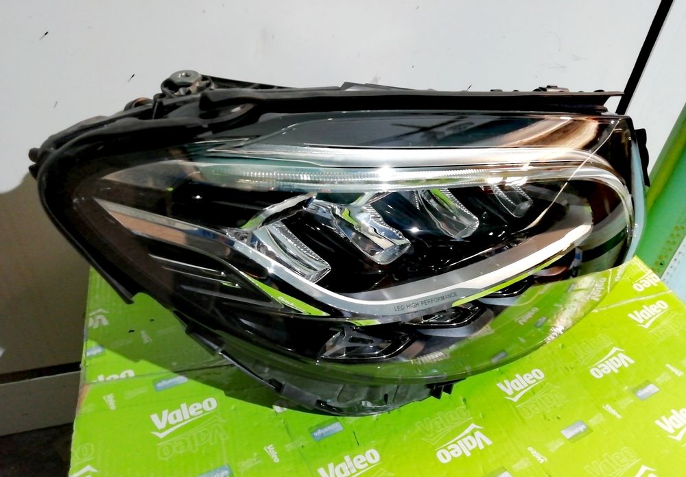 Фар Фарове за Мерцедес Ц205 /Mercedes C-класа W205 Facelift - LED HIGH