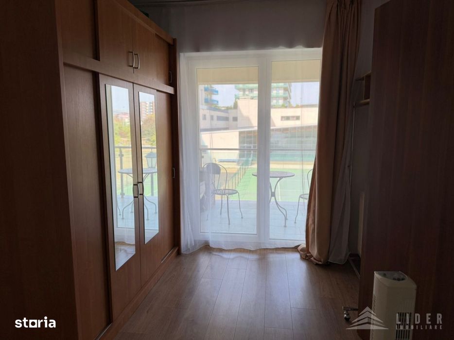 Apartament de inchiriat, living cu bucatarie, dormitor, Ansamblul Viv