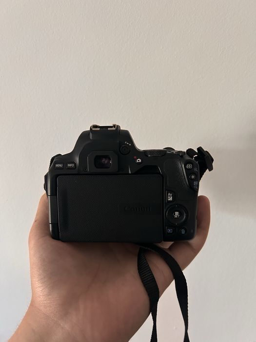 Set complet pentru Canon 250D