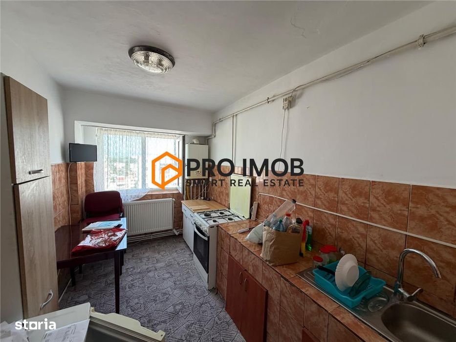 Apartament 3 camere cf 1 semidecomandat zona Unirii Sud