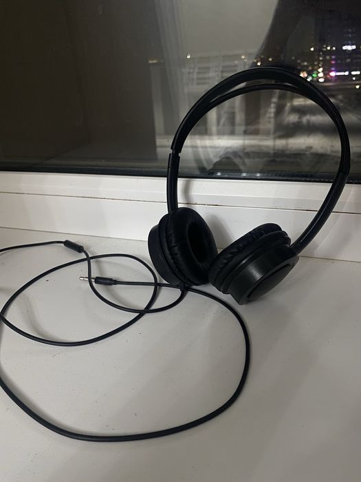 Наушники проводные