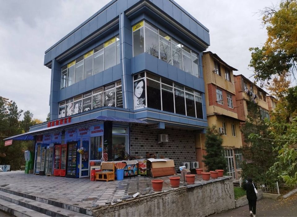 Катта Хирмонтепа 20 Квартал Продается Нежилой