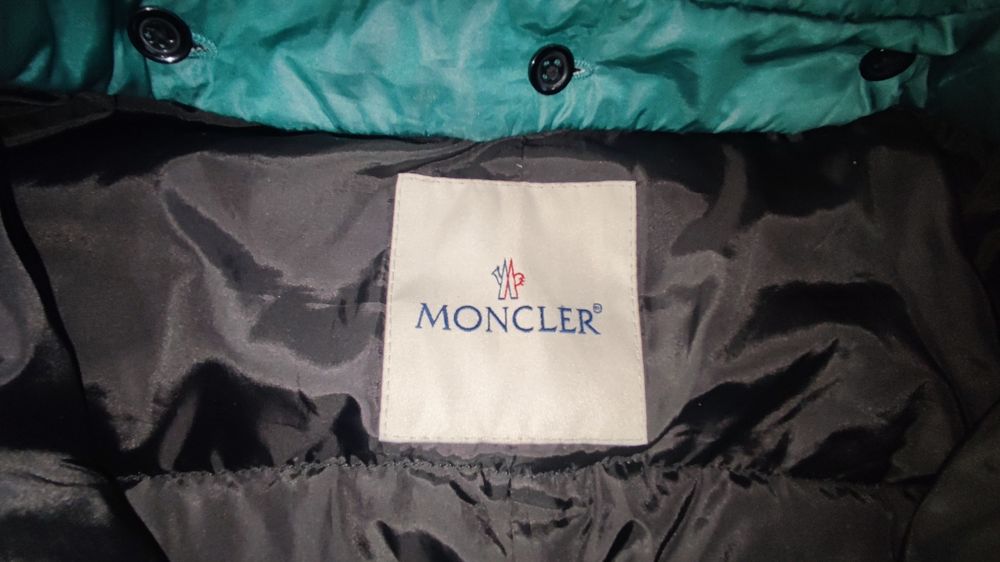 Moncler Страхотно яке гъши пух