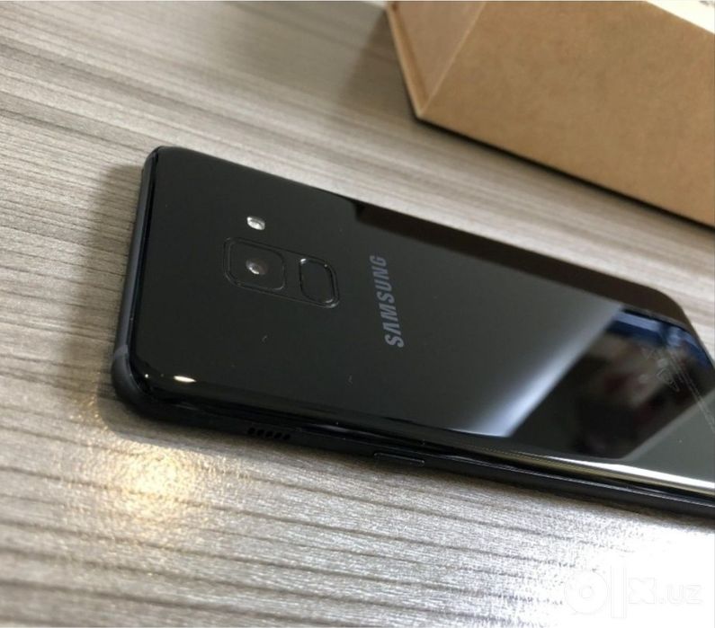 Samsung a8 32gb sotiladi
