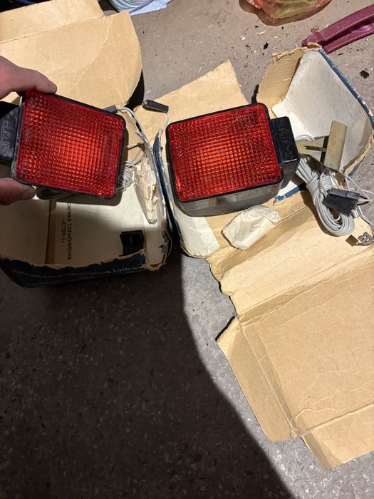 Стопове задни става за камиони и тн!