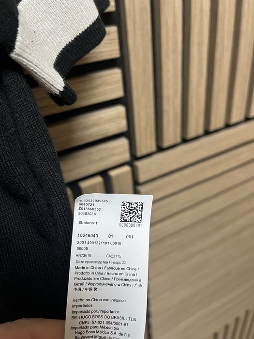 HUGO Hugo Boss - размер М / Оригинал